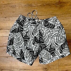 Cynthia Rowley Curve Summer Linen Shorts